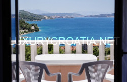 /c_images/thumb_3417120_1_Sea-view-house-with-8-apartments-in-Marina-for-sale0.jpg