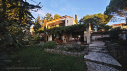 /c_images/thumb_3428506_2_ostojeca_kuca_s_3_apartmana_samo_80_m_od_mora_prodaja_96.jpg
