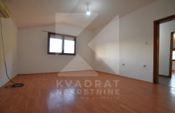 /c_images/thumb_3443031_1_10737_r7dG_Izdavanje_Stan_Podgorica.jpg