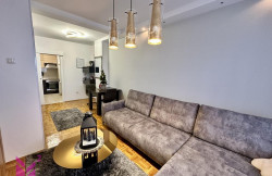 /c_images/thumb_3452930_2_n-image-site-8-agency-m2kvadrat-img-kyxfvdpr8s-img-4627.jpeg