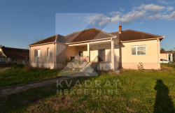 /c_images/thumb_3456270_2_1821_7vqP_Izdavanje_Kuca_Podgorica.jpg