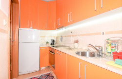 /c_images/thumb_3471759_4_odgorica-preko-morace-for-rent-three-bedroom-apartment-4.jpg