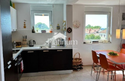 /c_images/thumb_3475258_3_antasticni-etazni-apartman-pogledom-more-slika-239559614.jpg