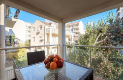 /c_images/thumb_3475388_2_house-for-sale-budva-center-www.adriastone.com_10.jpg