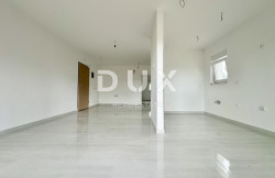/c_images/thumb_3483968_2_-one-bedroom-apartment-in-a-prime-location-with-open-vie.jpg