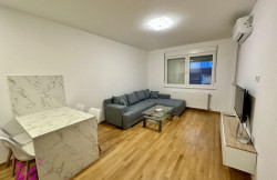/c_images/thumb_3484069_1_n-image-site-8-agency-m2kvadrat-img-ay6b5hw2k5-img-7928.jpeg
