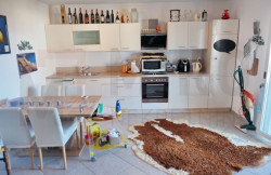 /c_images/thumb_3490085_1_linska_namjesten_apartman_s_okucnicom_miro_nekretnine_11.jpg