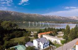 /c_images/thumb_3490665_3_1738925451_crikvenica-kuca-sa-bazenom_3.jpg