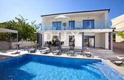 /c_images/thumb_3491855_2_1739004531_croatia-istria-real-estate-for-sale-459.jpg