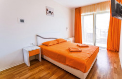 /c_images/thumb_3494123_4_e-site-8-agency-bokarealty-img-0yu5kv5f8u-main-bedroom-1.jpg