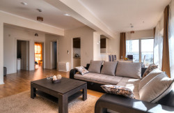 /c_images/thumb_3494130_1_ge-site-8-agency-bokarealty-img-uubiepk2tj-living-room-2.jpg