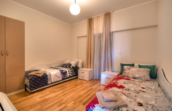 /c_images/thumb_3494131_3_site-8-agency-bokarealty-img-u3stxc3edg-children-bedroom.jpg