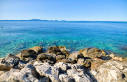 /c_images/thumb_3495528_1_erfront-house-for-sale-Korcula-island-Croatia-11-300x200.jpg