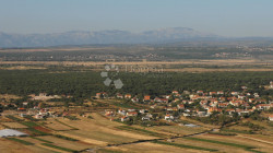 /c_images/thumb_3504513_2_07398_dediny_vo_vnutrozemi_-_villages_inland_-_panoramio.jpg