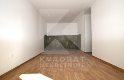 /c_images/thumb_3509300_3_11208_gLR1_Izdavanje_Stan_Podgorica.jpg