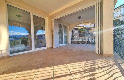 /c_images/thumb_3509431_4_va_apartmana_s_terasom_i_okucnicom_blizu_mora_prodaja_17.jpg