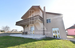 /c_images/thumb_3511895_1_2013_do5w_Prodaja_Kuca_Podgorica.jpg