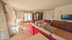 /c_images/thumb_3513930_2_lica_namjesten_apartman_u_prizemlju_s_bazenom_prodaja_12.jpg