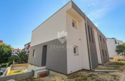 /c_images/thumb_3516381_1_1709042248_rovinj-roh-bau-house-18.jpg