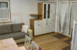 /c_images/thumb_3517206_1__malinska_renoviran_apartman_u_centru_miro_nekretnine_02.jpg