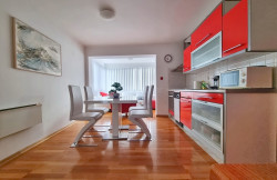 /c_images/thumb_3517392_2_ska_namjesten_dvoetazni_apartman_blizu_centra_prodaja_01.jpg