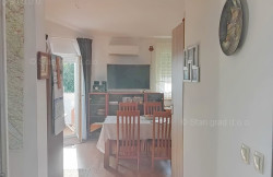 /c_images/thumb_3520326_2_741958443_krk_namjesteni_apartman_s_okucnicom_prodaja_02.jpg