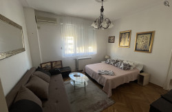 /c_images/thumb_3524426_1_apartmani-beograd-centar-apartman-jevrosima14.jpg