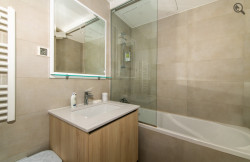 /c_images/thumb_3525557_4_grad-savski-venac-apartman-belgrade-waterfront-flat-228.jpeg