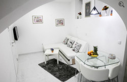 /c_images/thumb_3529724_1_apartmani-beograd-centar-apartman-natalies-inn10.jpg
