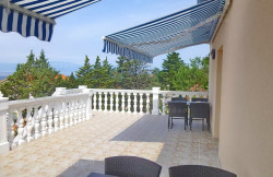 /c_images/thumb_3529993_2_a_s_vise_apartmana_u_neposrednoj_blizini_mora_prodaja_07.jpg