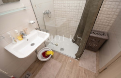 /c_images/thumb_3530705_4_apartment-for-rent-central-point-two-three-big-fashion-4.jpg