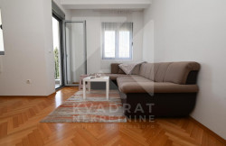 /c_images/thumb_3534778_1_11406_Pi66_Izdavanje_Stan_Podgorica.jpg