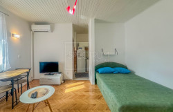 /c_images/thumb_3535476_2_602635_novigrad-studio-apartman-u-starogradskoj-jezgri-2.jpg