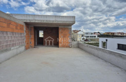 /c_images/thumb_3536737_3_-vodice-novogradnja-moderni-stanovi-na-mirnoj-lokaciji-2.jpg