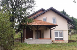 /c_images/thumb_3542654_1_apartmani-zlatibor-okolno-mesto-apartman-vila-vitas2.jpg