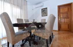 /c_images/thumb_3543142_3_1486_WYXM_Izdavanje_Stan_Podgorica.jpg