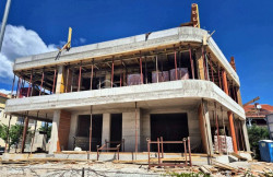 /c_images/thumb_3543514_1_tnine-vodice-luksuzni-stanovi-blizu-plaze-top-lokacija-2.jpg