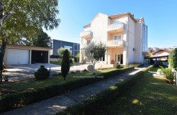 /c_images/thumb_3544161_2_1396_VgkM_Izdavanje_Kuca_Podgorica.jpg
