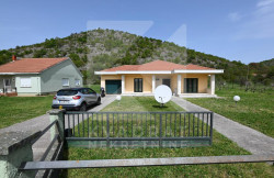 /c_images/thumb_3545056_1_11428_9Lg9_Prodaja_Kuca_Podgorica.jpg