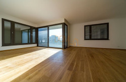 /c_images/thumb_3545443_1_1744790856_villa-riviera-room-view-4-compressor.jpg