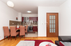 /c_images/thumb_3546569_4_-point-master-two-bedroom-apartment-for-rent-podgorica-4.jpg