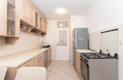 /c_images/thumb_3548567_4_of-montenegro-two-bedroom-apartment-for-rent-podgorica-5.jpg