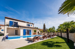 /c_images/thumb_3550405_1_1729672263_villa-silvia2.jpg