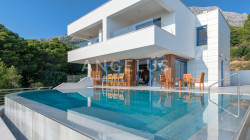 /c_images/thumb_3550560_2_1707672868_luxury_villas_in_croatia_8.jpg