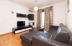 /c_images/thumb_3550884_1_oom-apartment-for-rent-podgorica-stari-aerodorm-forum_-2.jpg