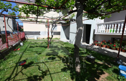 /c_images/thumb_3554927_4_11506_cAny_Prodaja_Kuca_Podgorica.jpg