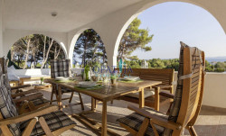 /c_images/thumb_3555656_4_1746040129_terrasse_moebel.jpg