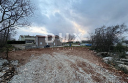 /c_images/thumb_3558612_2_nsko-zemljiste-prodaja-direktno-preko-vlasnika-slika-242.jpg