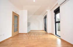/c_images/thumb_3558665_1_11562_6KNY_Izdavanje_Stan_Podgorica.jpg