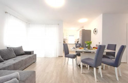 /c_images/thumb_3558787_3_oline_opremljen_apartman_na_1_katu_blizu_mora_prodaja_26.jpg